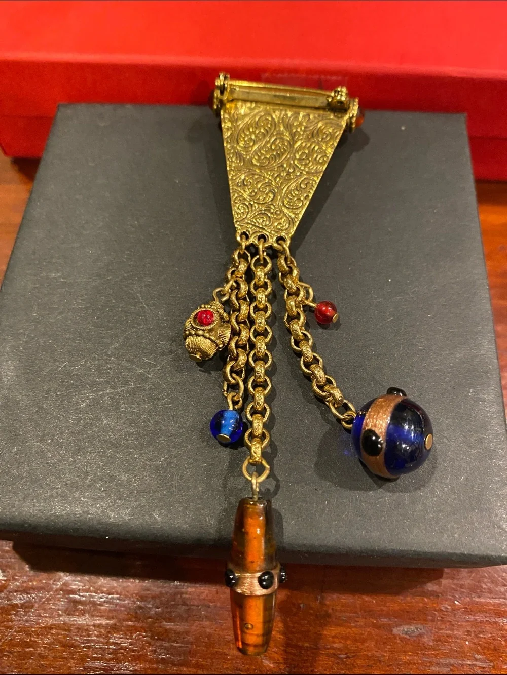 1928 Brand Vintage-Inspired Gold Tone Blue & Red Dangle Art Glass Brooch